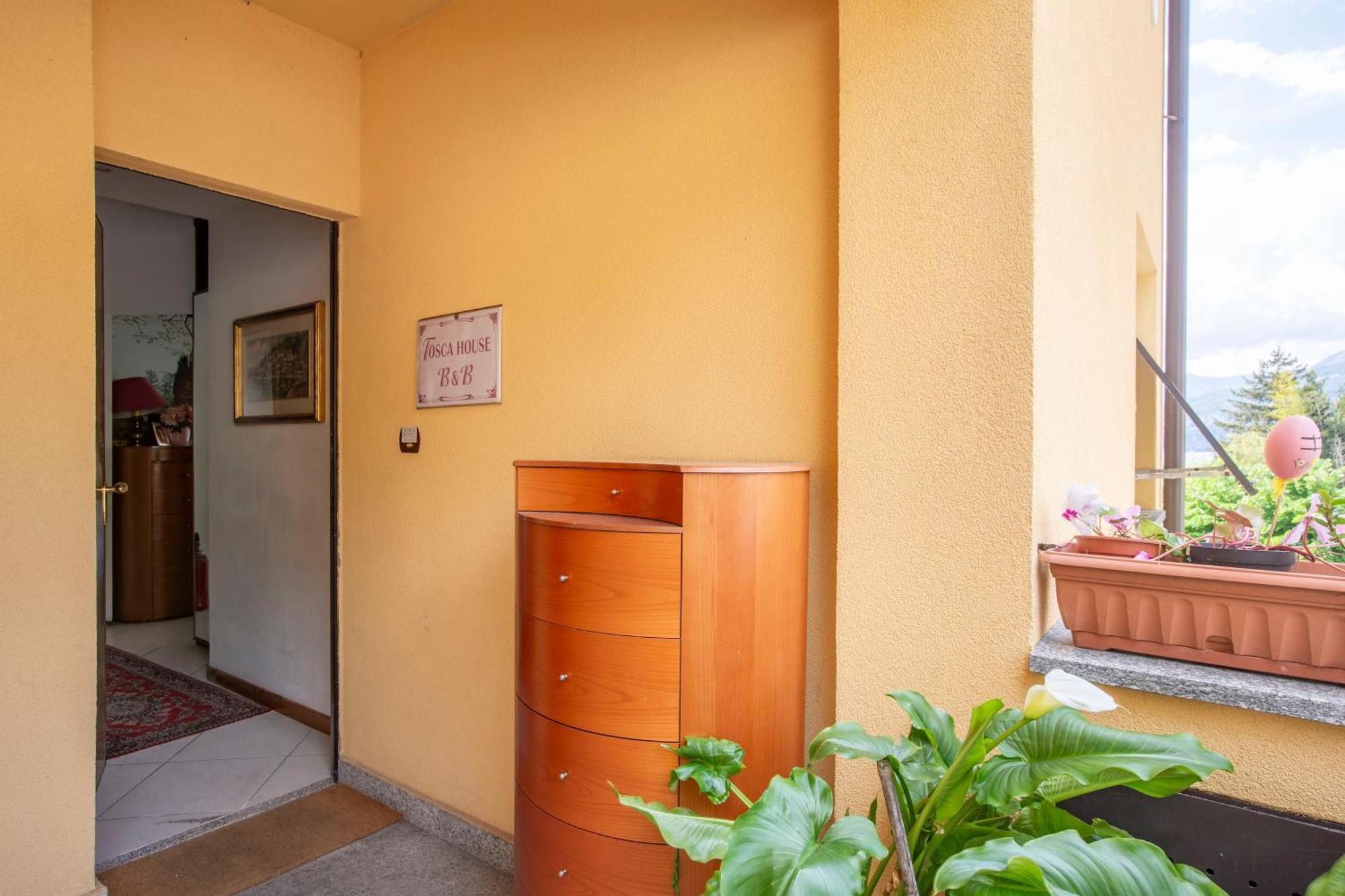 Tosca House 2 Bed & Breakfast Varenna Exterior photo