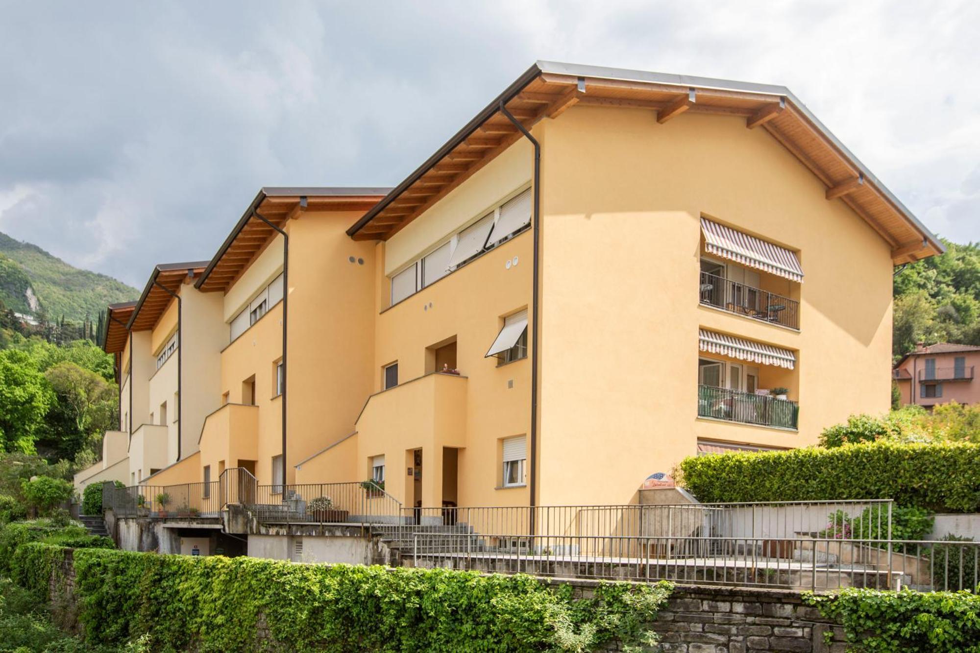 Tosca House 2 Bed & Breakfast Varenna Exterior photo