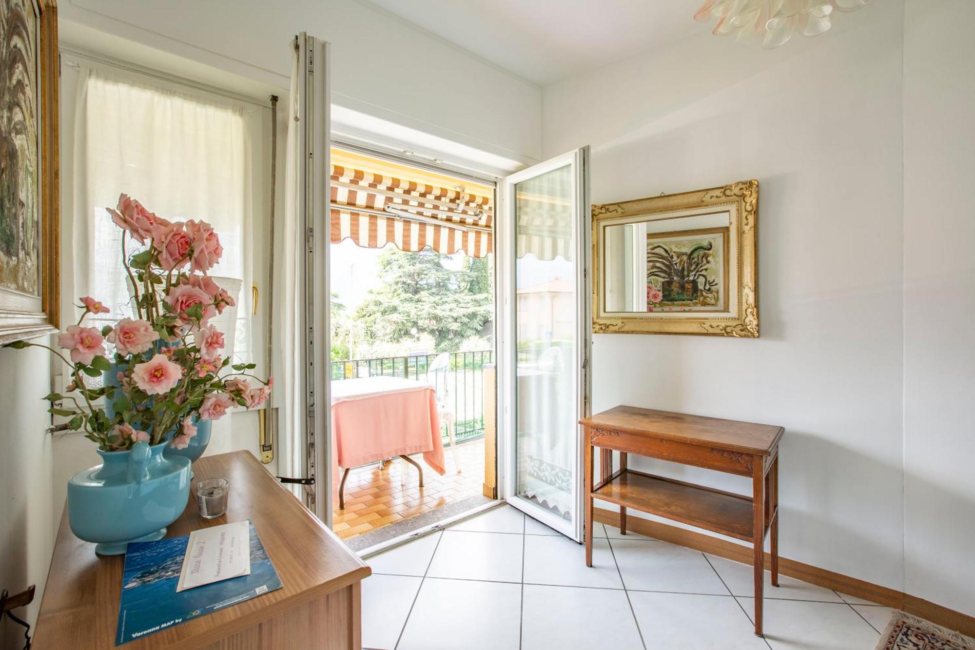 Tosca House 2 Bed & Breakfast Varenna Exterior photo